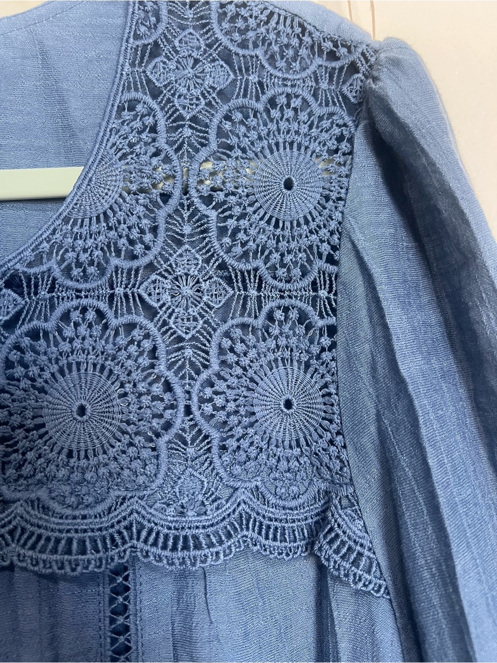 Harper 241 NWT Blue Lace Yoke Long Sleeve Blouse Petite XL - Picture 2 of 8